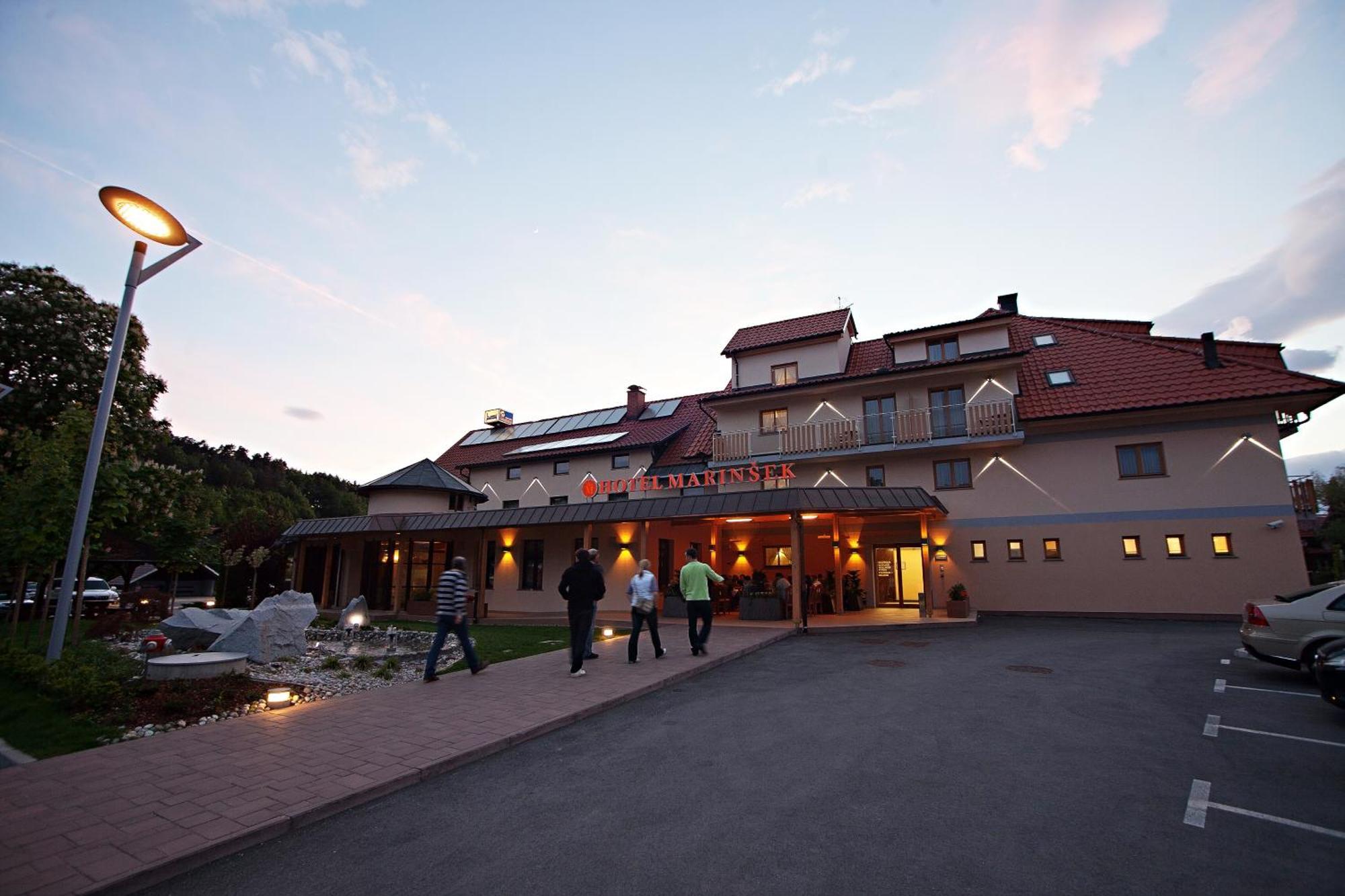 Hotel Marinsek Naklo Extérieur photo