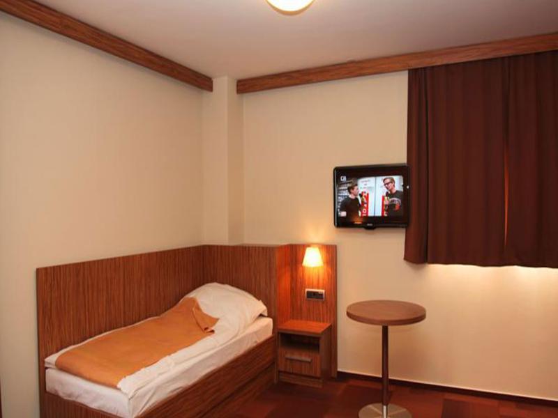 Hotel Marinsek Naklo Extérieur photo